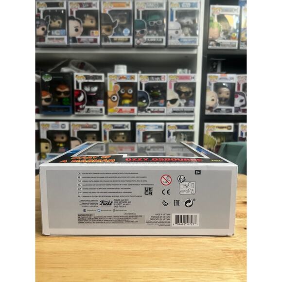 2 Ozzy Osbourne Funko Pop Albums Diary Madman FLOCKED (FUZZY) Bark Moon #12 #60 - Picture 11 of 11